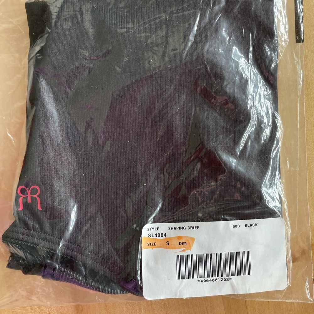 Ruby Ribbon Black Shaping Brief - Picture 3 of 3